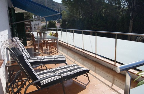 Almadraba-Canyelles Apartment | Santa Barbara - Three Bedroom Apartment, Sleeps 6
