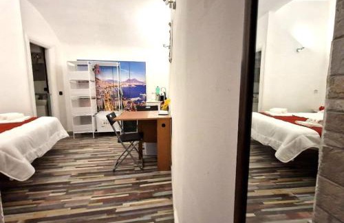 Posillipo Apartment | [Sea Front] - Welcoming Room in Mergellina