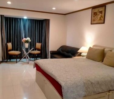 Nana Apartment | Spacious 1,2 & 3 Bedroom Serviced Apartments OMNI - Nana BTS