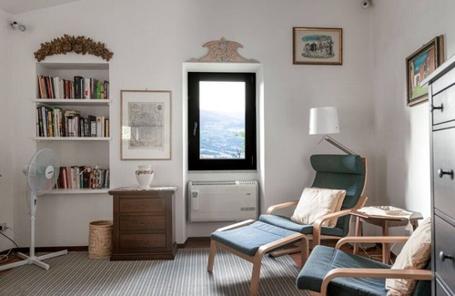 Todi House | Spectacular Views - Charming House in Central Todi