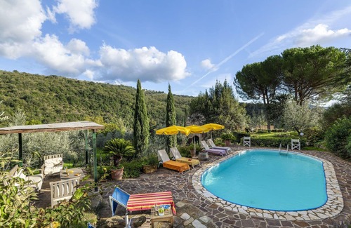 Greve in Chianti Villa | Stunning private villa for 6 guests with A/C, WIFI, private pool, TV, patio and panoramic view
