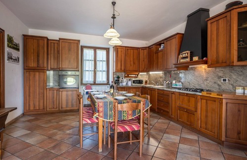 Basaluzzo Villa | Stunning private villa with private pool, hot tub, WIFI, TV, patio, pets allowed and panoramic v.