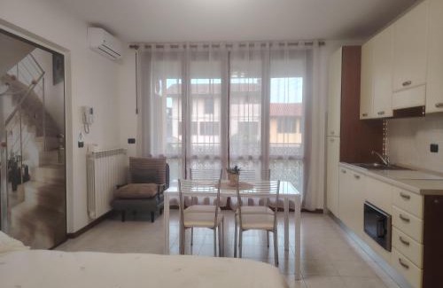 Cassina de' Pecchi Apartment | SWEET STAY - WiFi gratuito, Metro vicinanze, Garage & Bikes - su richiesta