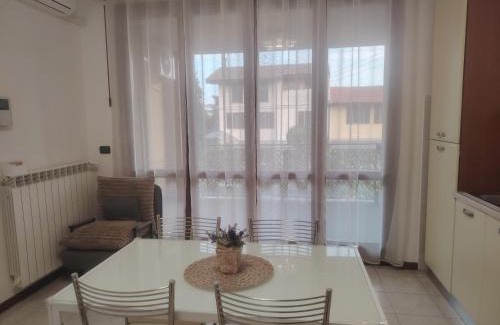 Cassina de' Pecchi Apartment | SWEET STAY - WiFi gratuito, Metro vicinanze, Garage & Bikes - su richiesta