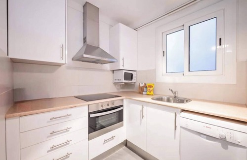 La Sagrada Familia Apartment | Sweett | Gaudi Avenue