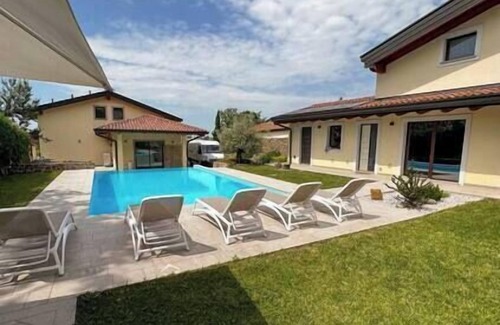 Cormons House | "The Freedom" Room with Pool View in Collio