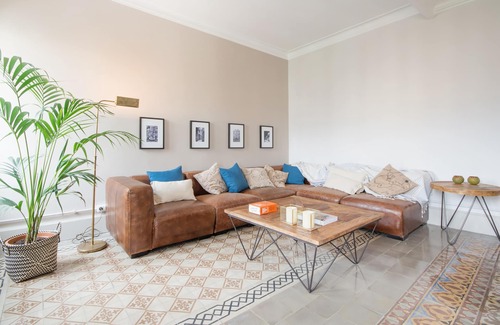 Sant Antoni Apartment | Three bedroom apartment Carrer Tamarit - You Stylish