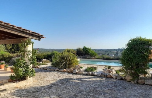 Castellana Grotte Cottage | Trullo panoramico with large private pool