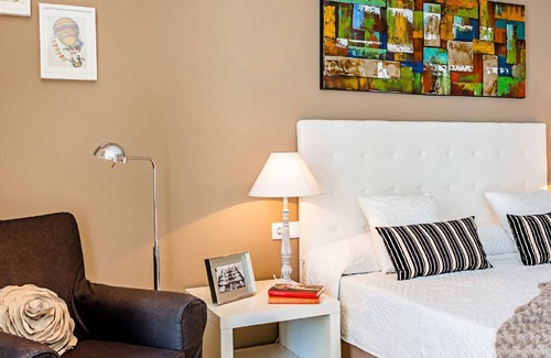 Poblenou Apartment | UD Rambla Suites & Pool 61C (1BR) Suite
