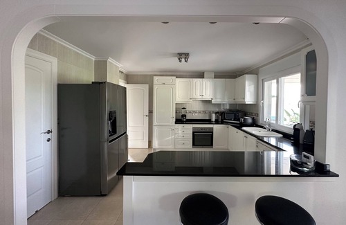Orihuela Costa House | Unwind at this front-line private luxury villa with panoramic golf and sea views