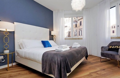 Rione XVIII Castro Pretorio House | Vacation Home in Rome with 3 bedrooms sleeps 8