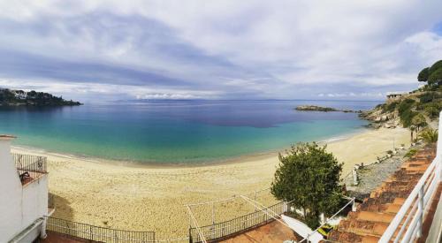 Almadraba-Canyelles Apartment | Verones 1b