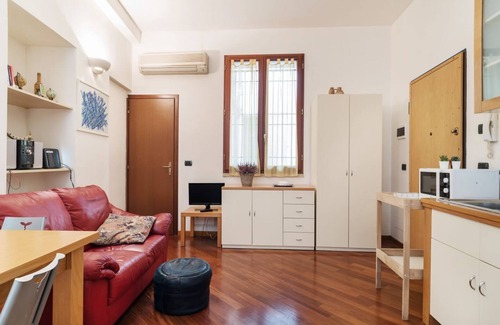 Historic Center Apartment | Very central and comfortable studio completely renovated and functionally furnished