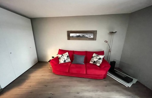Sauze d'Oulx Apartment | Vicino seggiovia, totalmente attrezzato, campo da tennis estivo