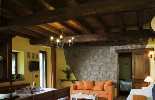 Vitorchiano Villa | Villa ∙ 4 bedrooms ∙ 8 guests
