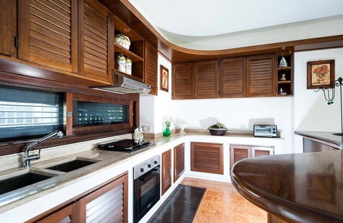 Stazzo Apartment | Villa Anemone (Murena) - sea front apartment