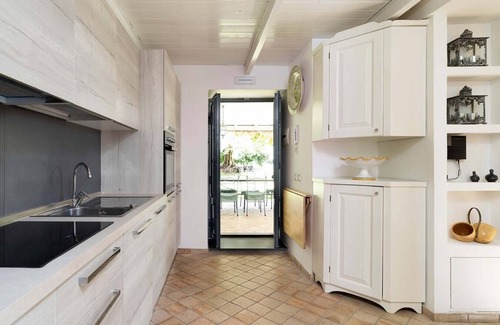 Stazzo Apartment | Villa Anemone (Razza) sea front apartment