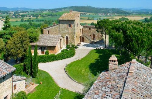 Castiglione della Valle Villa | Villa Borgo Monticelli-2 by Interhome