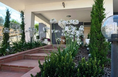 Giuliano Teatino Villa | Villa Ettore Tranquil 4 bed Villa