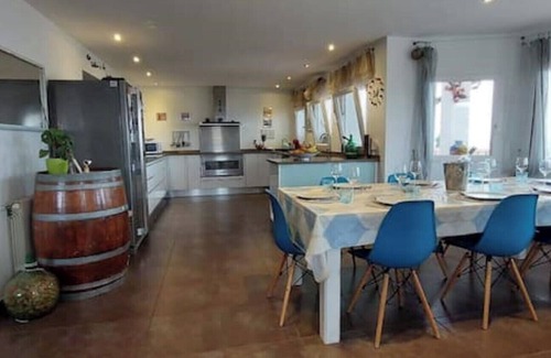 Roses Town Center Villa | Villa Margarita - Amazing sea and mountain views, private pool!