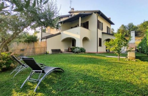 Mandello del Lario House | Villa Sasso Cavallo (H7DYGR3)