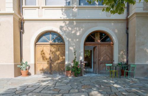 Settimo Vittone Hostel | Villa Sardino
