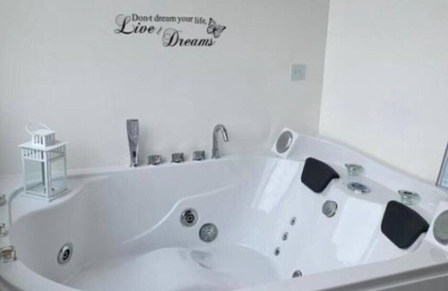 Vitorchiano Apartment | Vrbo Property