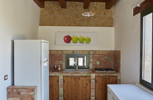 Sciacca Cottage | West Cottage in villa with pool, jacuzzi and sea view