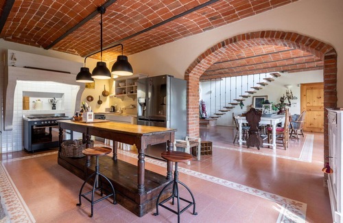 Castell'Alfero House | Wonderful private villa for 9 guests with hot tub, WIFI, TV, patio, pets allowed and panoramic v.