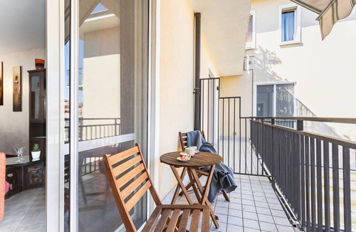 Travaco Siccomario Apartment | 0665PV- Lilly House