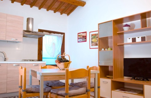 Montagnana Apartment | 1 Bed-Sleeps 4-Town Centre-Free Parking-AirCon
