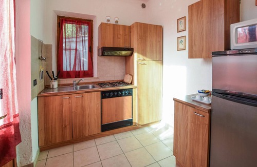 Collesanto House | 1 bedroom beautiful home in Magione