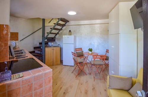Castel di Tora Apartment | 1 bedroom cozy apartment in Castel di Tora