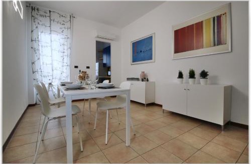 Millefonti Apartment | [10 min metro] Palavela Suite