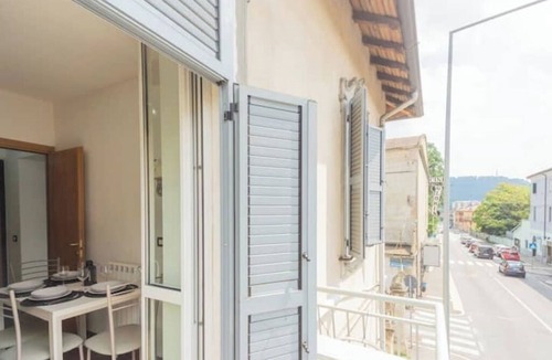 Albate Apartment | 10 minutes from the lake