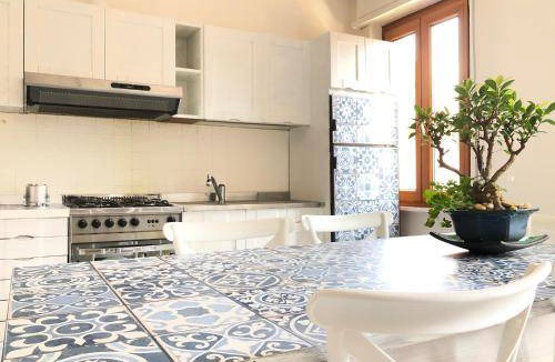 Porto Ceresio Apartment | 100 m² Apartment ∙ 3 bedrooms ∙ 8 guests