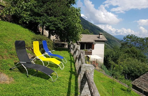 Lunecco House | 100 m² House ∙ 3 bedrooms ∙ 6 guests