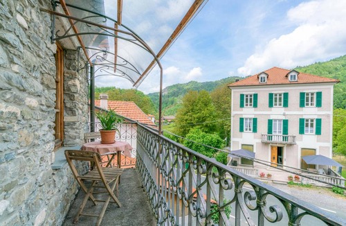Loco House | 100 m² House ∙ 4 bedrooms ∙ 7 guests