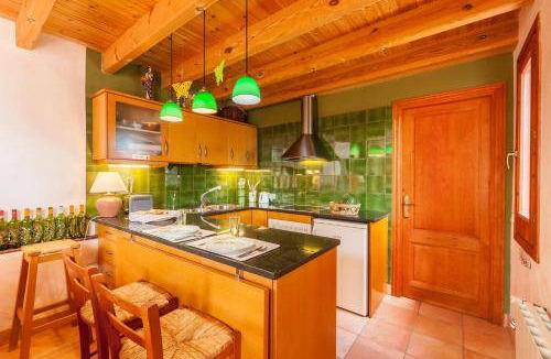 Sant Pere de Vilamajor Ski Chalet | 110 m² Chalet ∙ 2 bedrooms ∙ 4 guests