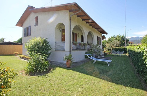 Capanne-Prato-Cinquale House | 110 m² House ∙ 2 bedrooms ∙ 5 guests