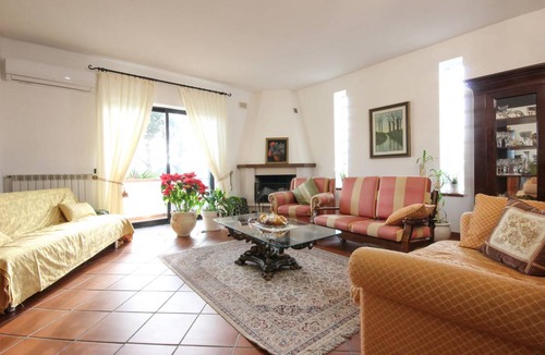 Arco Felice House | 110 m² Maisonette ∙ 2 bedrooms ∙ 6 guests