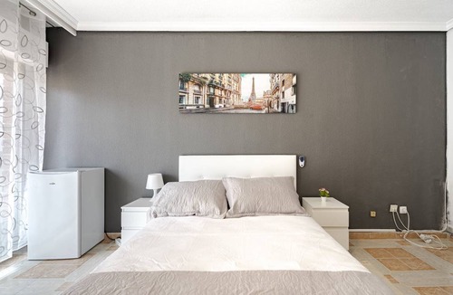 Alcala de Henares Resort | 110 m² Private room ∙ 1 bedroom ∙ 1 guest