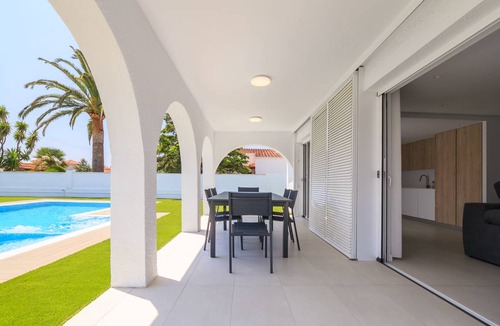 Miami Platja Villa | 110 m² Villa ∙ 4 bedrooms ∙ 8 guests