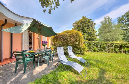 Ispra Villa | 110 m² Villa ∙ 2 bedrooms ∙ 6 guests