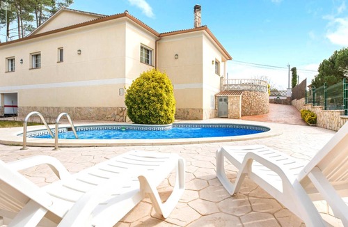 Vidreres Villa | 110 m² Villa ∙ 4 bedrooms ∙ 8 guests