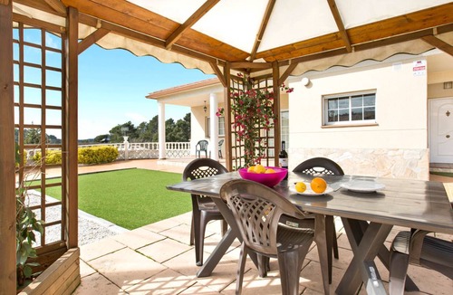 Vidreres Villa | 110 m² Villa ∙ 4 bedrooms ∙ 8 guests