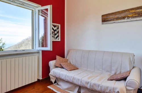 Castiglione Chiavarese House | 125 m² House ∙ 3 bedrooms ∙ 9 guests