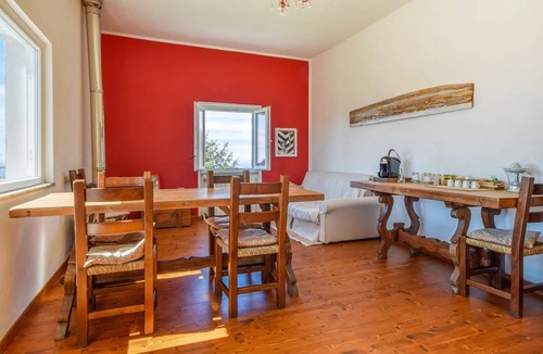 Castiglione Chiavarese House | 125 m² House ∙ 3 bedrooms ∙ 9 guests
