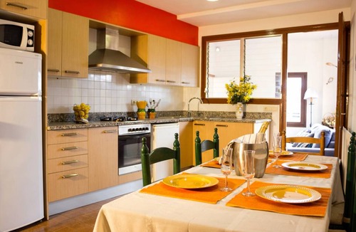 Ullastret Cottage | 125 m² Cabin ∙ 5 bedrooms ∙ 10 guests