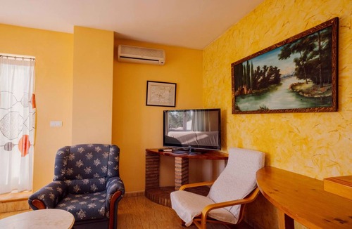 Navares House | 130 m² House ∙ 4 bedrooms ∙ 8 guests
